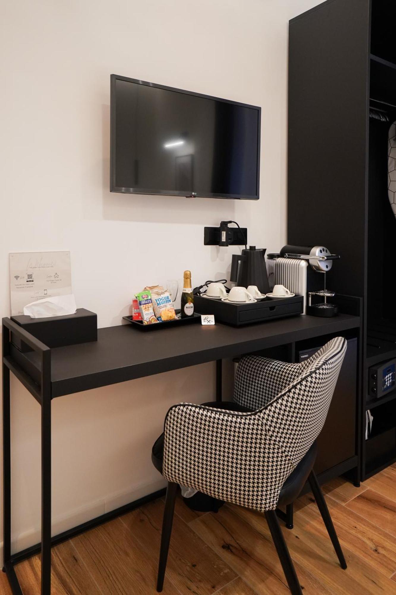 No Man'S Land Guesthouse Roma Rom bilde